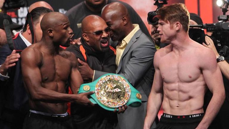 Mayweather y Canelo previo a su pelea en 2013