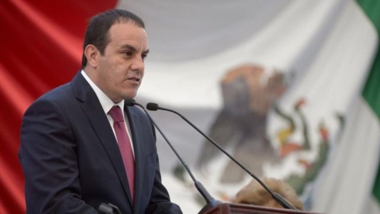 Cuauhtémoc Blanco en una conferencia como Gobernador de Morelos