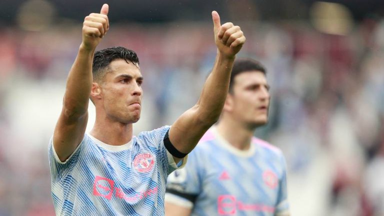 Cristiano Ronaldo celebrando una jugada con Manchester United