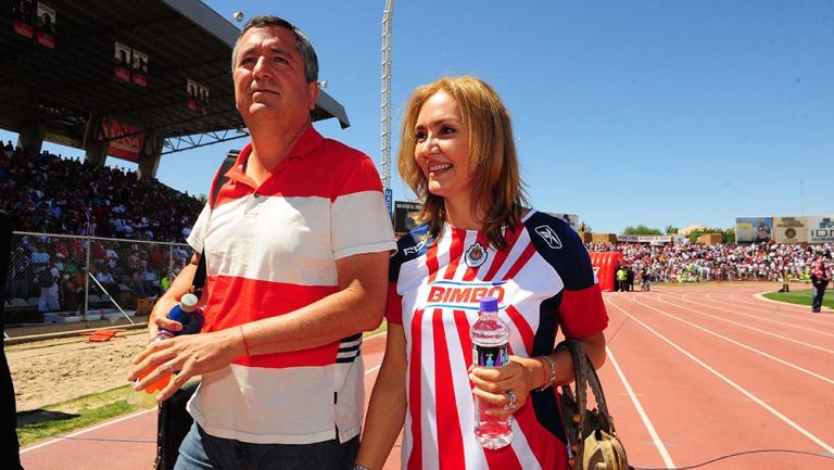 Angélica Fuentes junto a Jorge Vergara