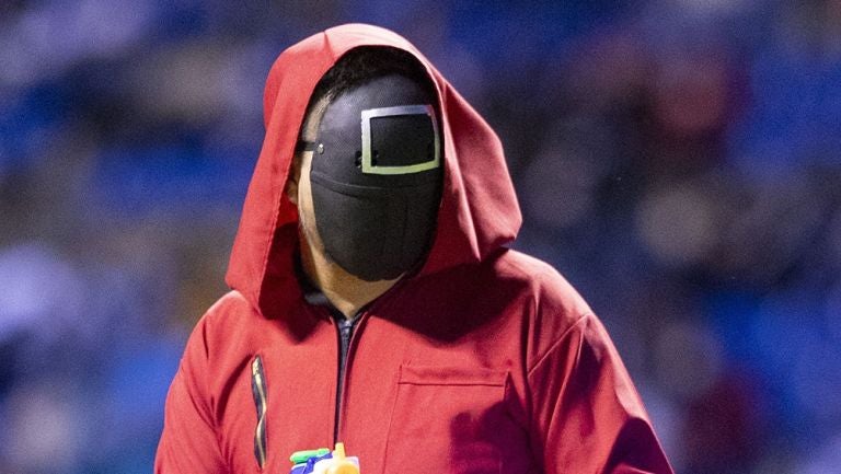 Los soldados rojos en el Puebla vs Mazatlán