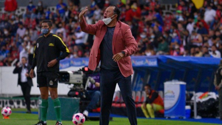 Juan Reynoso, técnico de Cruz Azul