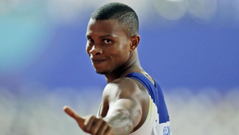 Alex Quiñónez en una competencia de atletismo