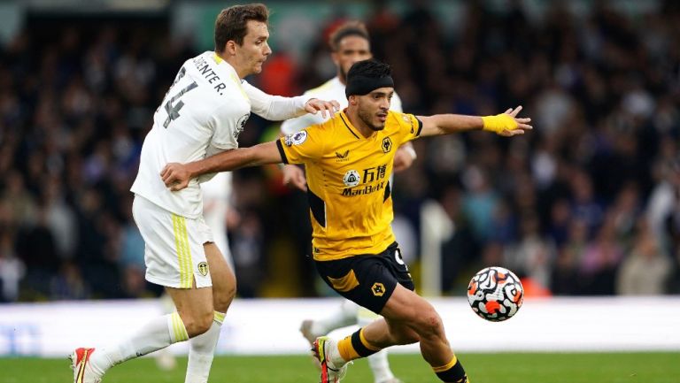 Raúl Jiménez: Leeds United rescató empate de último minuto ante Wolverhampton