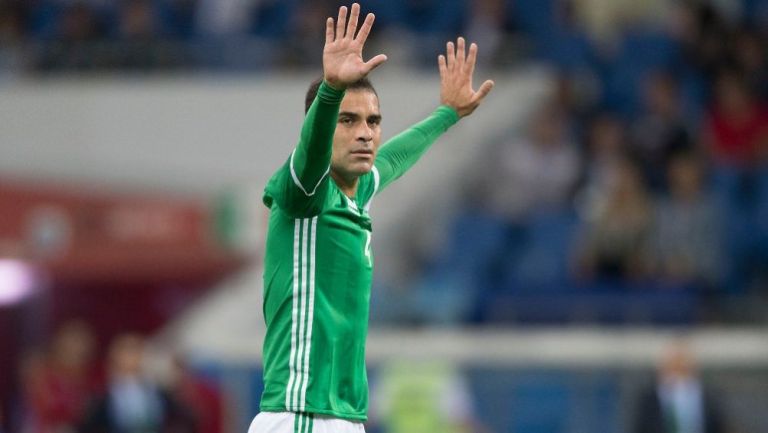 Rafa Márquez en agradecimiento con el Tri