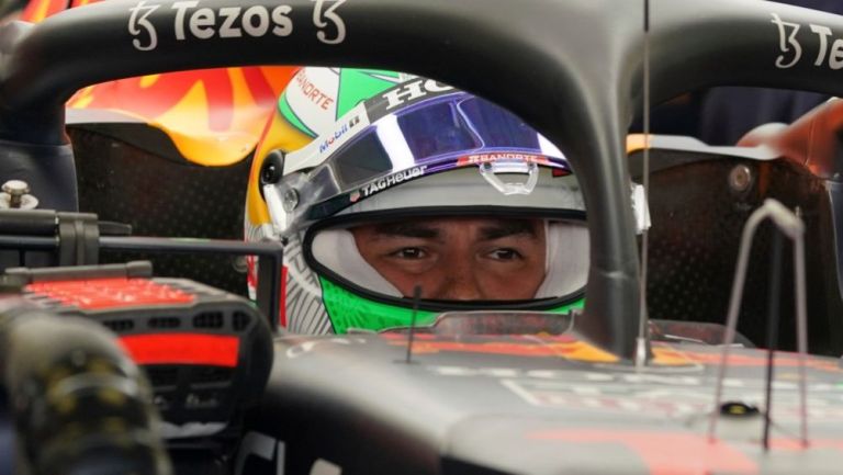 Sergio Pérez en el día de pruebas del GP de México