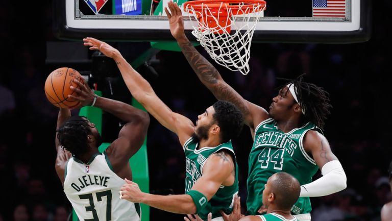 Acciones entre los Celtics y los Bucks 