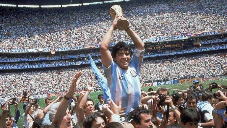 Diego Maradona campeón del mundo con Argentina
