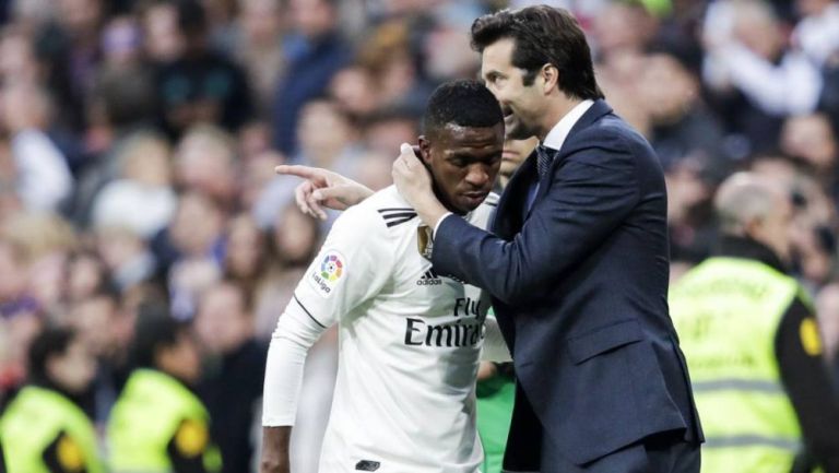 Vinícius y Solari con el Real Madrid