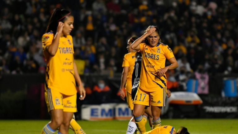 Jugadoras de Tigres en la Final 