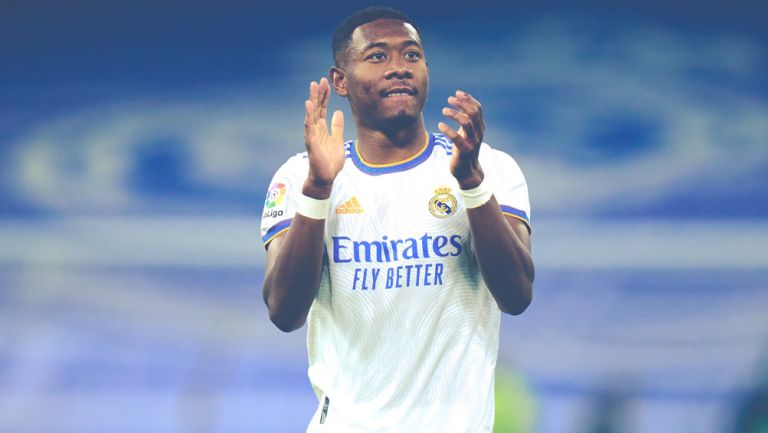 David Alaba durante un duelo con el Real Madrid 