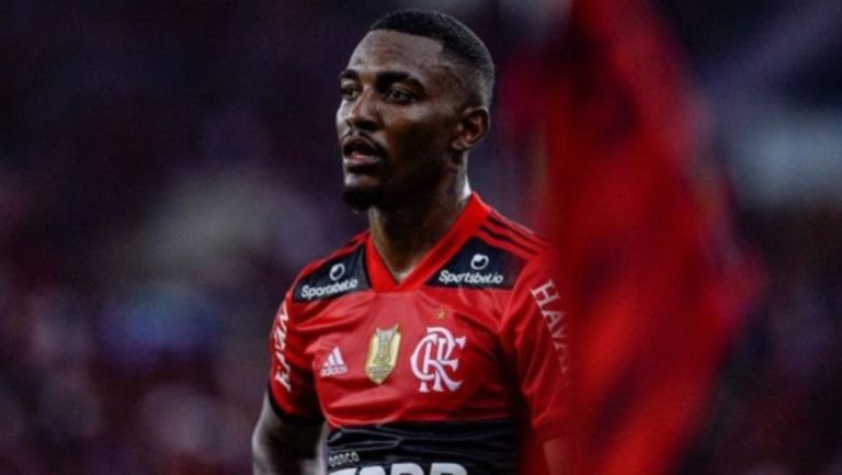 Ramón Ramos en un juego del Flamengo