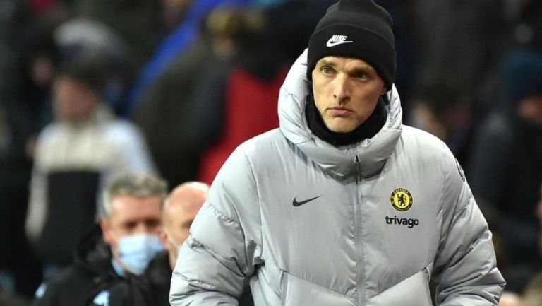 Thomas Tuchel dirigiendo al Chelsea