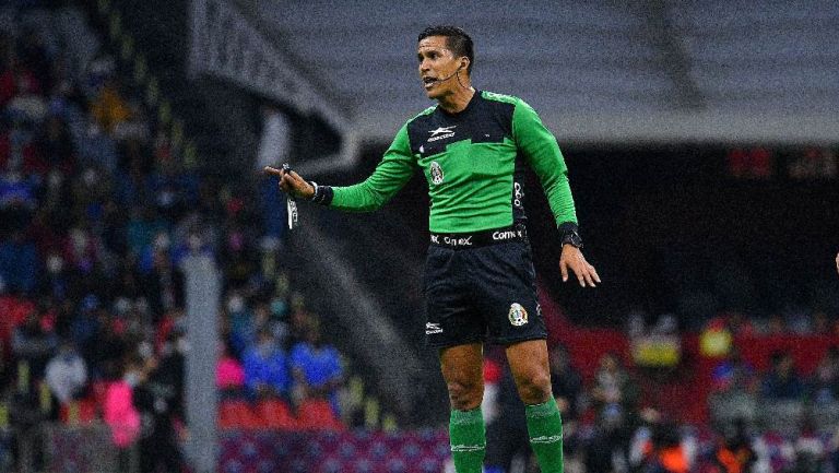 Daniel Quintero en el partido de la Liga MX entre Cruz Azul vs Xolos