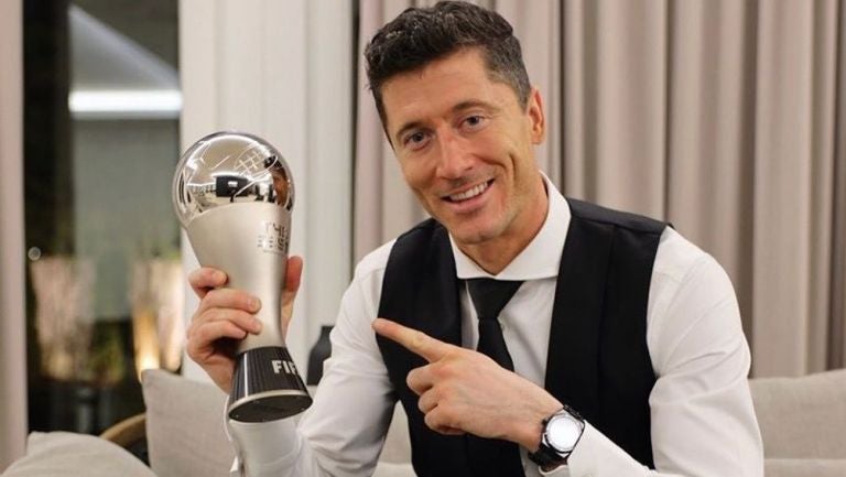 Lewandowski ganó el premio The Best al mejor jugador del 2021