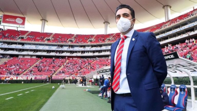 Marceo Michel Leaño entrenando a Chivas