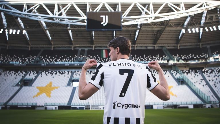 Dusan Vlahovic, nuevo jugador de la Juventus 