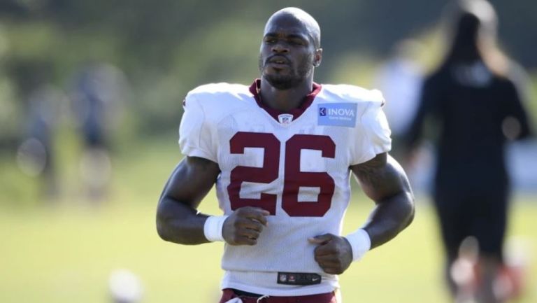 NFL: Adrian Peterson fue arrestado en California por violencia doméstica