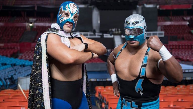 Atlantis y Stuka Jr en la Arena de México