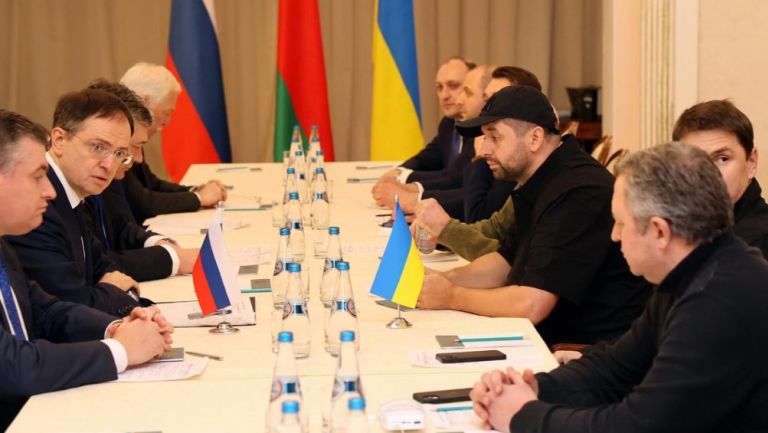 Ucrania: Vladimir Putin exigió el reconocimiento de Crimea como condición para terminar la guerra