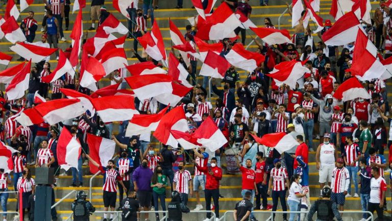 Carlos Reinoso aplaudió decisión de Chivas de retirar temporalmente a sus barras del estadio