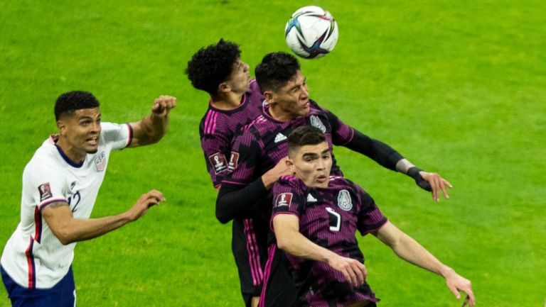 México tuvo un duelo muy complicado en el Azteca