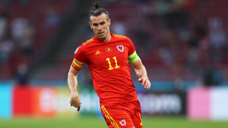 Gareth Bale jugando partido con la Selección de Gales ante Austria