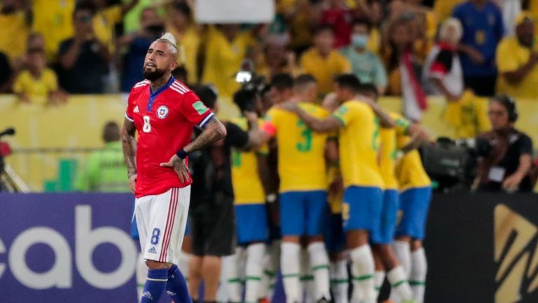 Arturo Vidal en derrota vs Brasil