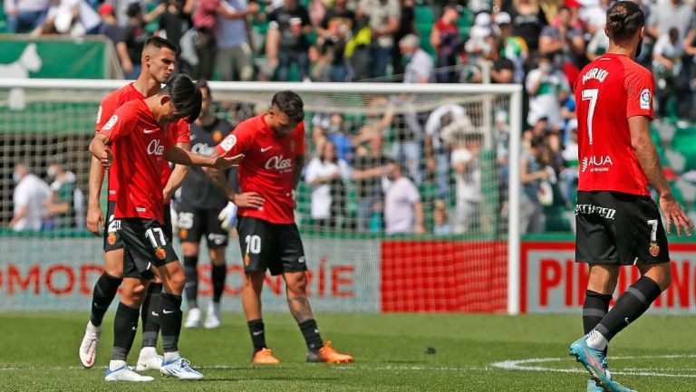 Javier Aguirre tras derrota ante Elche: 'Las dos áreas nos condenaron'