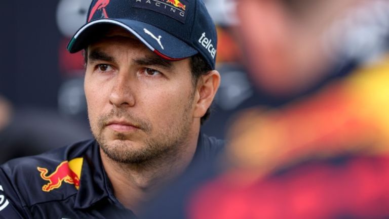 Checo Pérez: Red Bull definirá en el verano el futuro del piloto mexicano