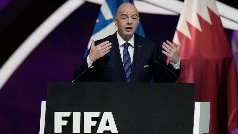 Gianni Infantino durante una reunión de la FIFA