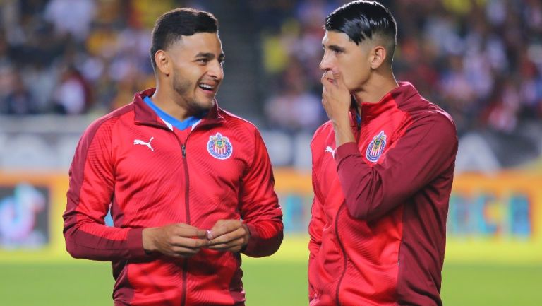 Alexis Vega y Alan Pulido en Chivas en 2019