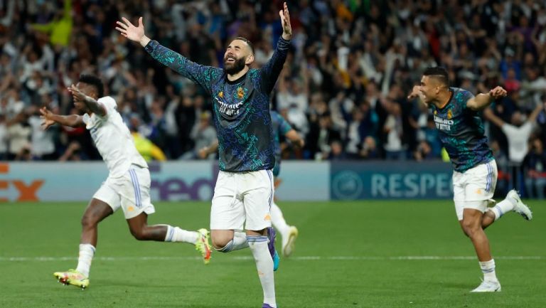 Karim Benzema celebra con el Real Madrid