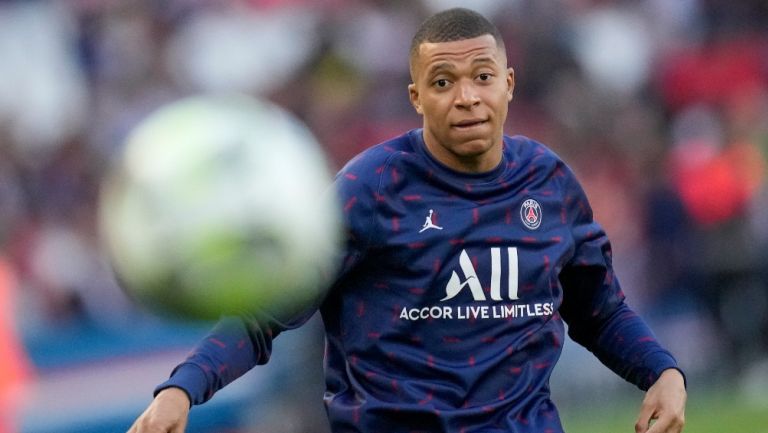 Mbappé previo a un juego del PSG