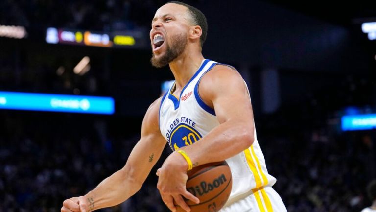 Stephen Curry fue el líder de los Warriors