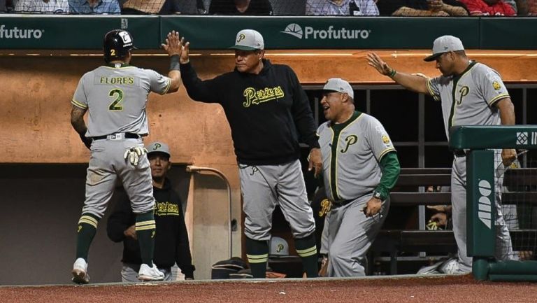 Diablos Rojos: Pericos venció al México en el primero de la serie