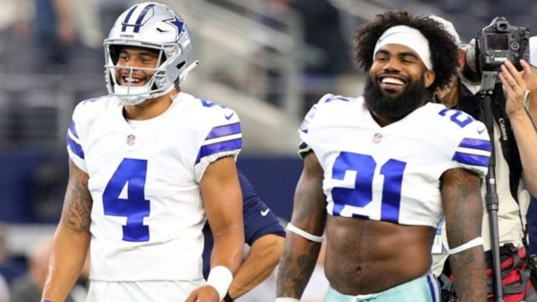 Prescott y Elliott en un juego de los Cowboys