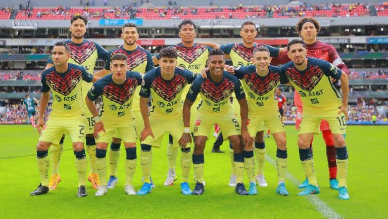 Jugadores del América previo a partido de Liguilla en el Estadio Azteca