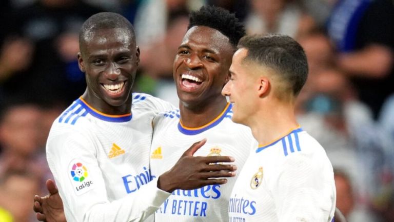 Jugadores del Real Madrid celebrando un gol a favor