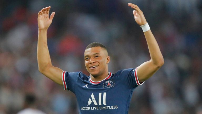 Mbappé, tras una acción con el PSG