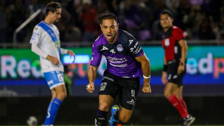 Marco Fabián, en festejo de gol