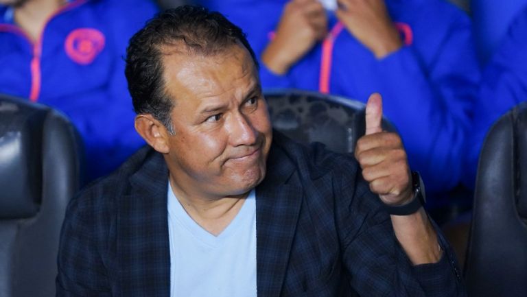 Juan Reynoso se despidió de Cruz Azul: 'Espero que pronto consigan la décima'