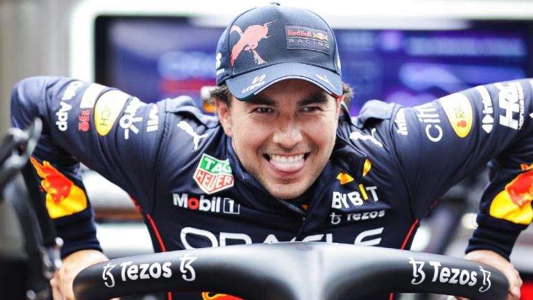 Checo Pérez con Red Bull