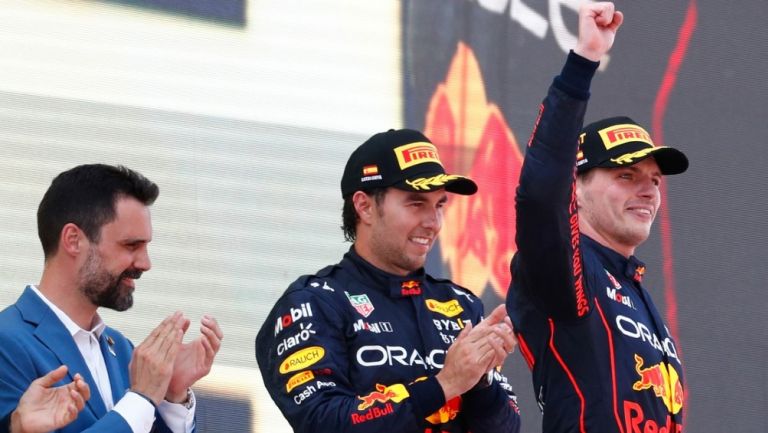 Checo Pérez y Verstappen con Red Bull