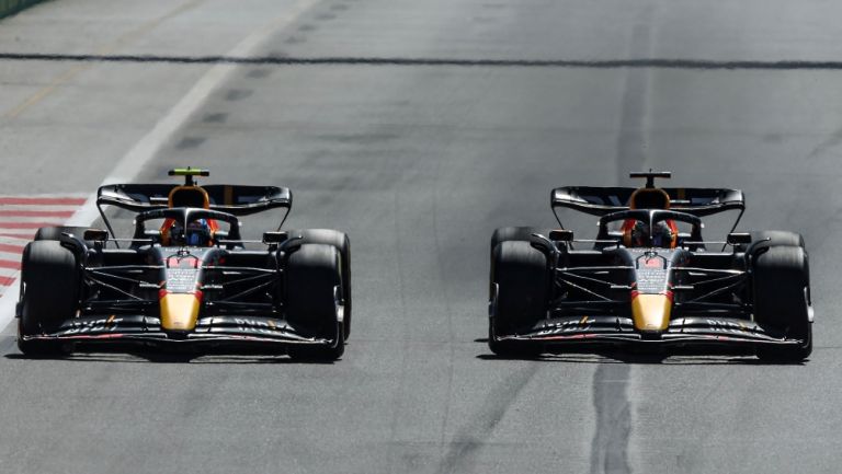 Verstappen y Checo en el GP de Bakú