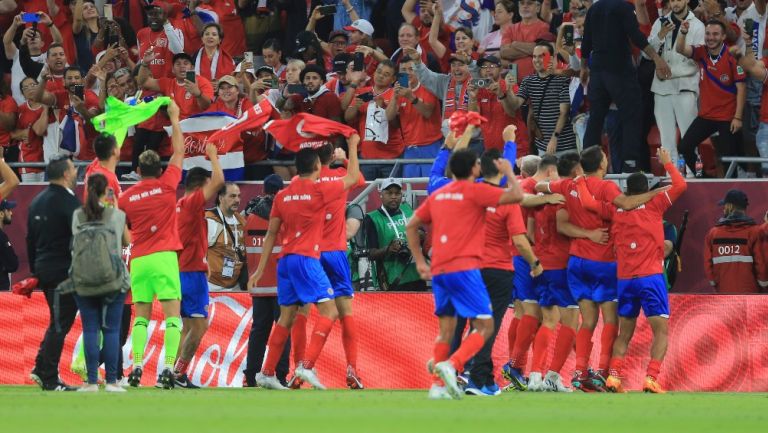 Costa Rica celebrando su pase a Qatar 2022