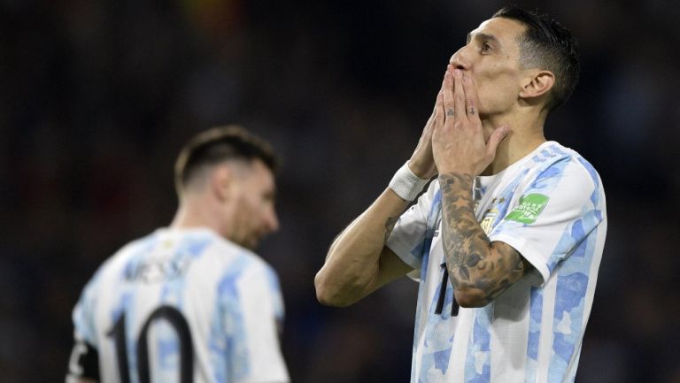 Di María celebrando un gol con Argentina