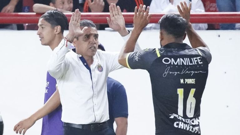 Miguel Ponce con 33 años es de los veteranos de Chivas