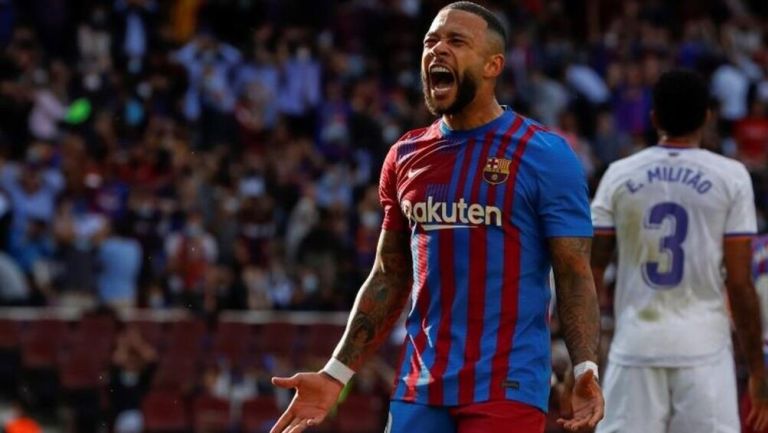 Memphis Depay no entra en los planes del Barcelona