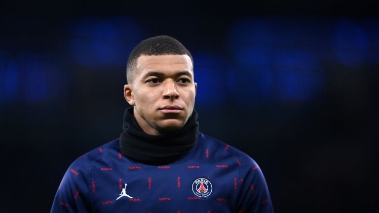 Mbappé previo a un juego del PSG